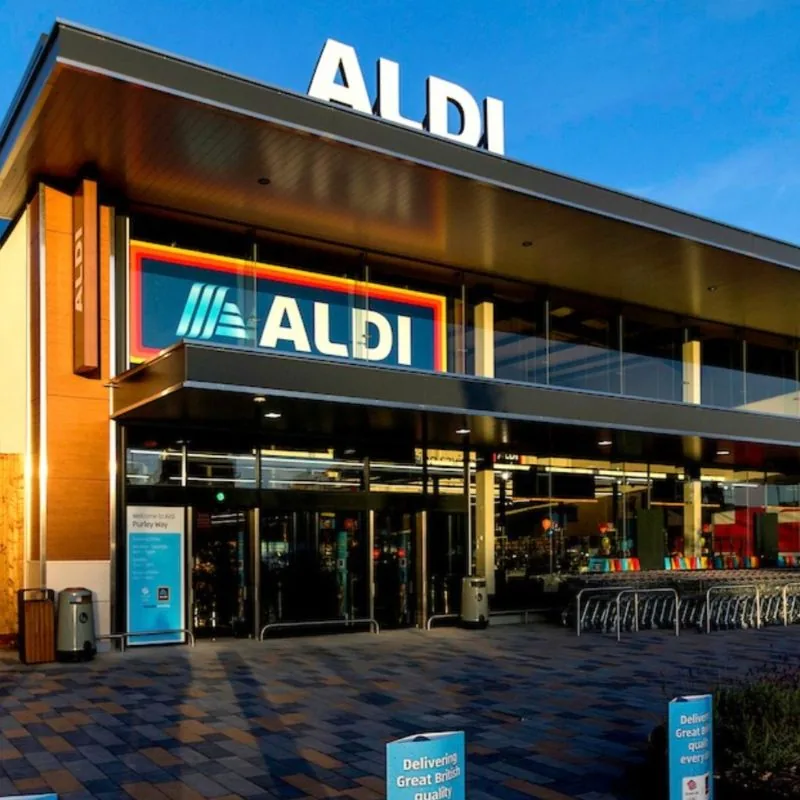 Aldi supermarket exterior
